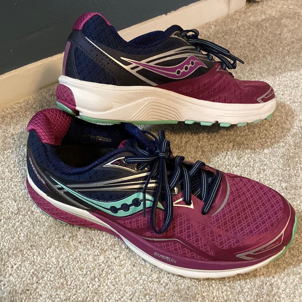 Saucony Ride 9 running shoes